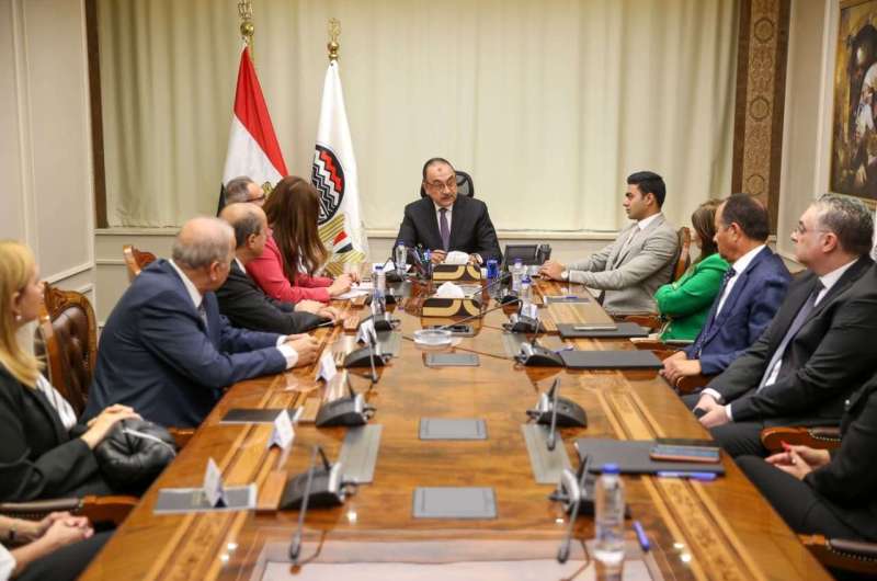 توقيع تمويل إنشاء أول مصنع لحبات الكلور