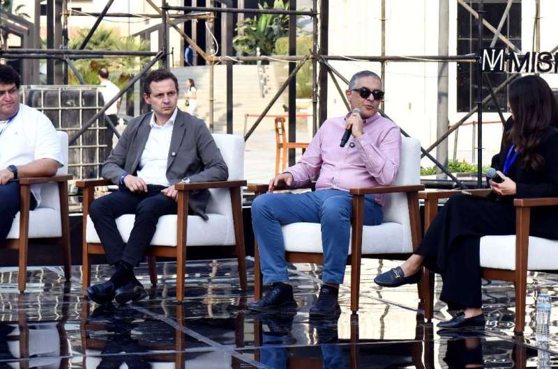 حسام هيبة خلال فاعليات القمة