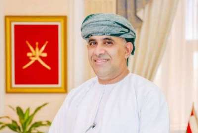 خلفان بن سعيد الشعيلي وزير الإسكان والتخطيط العمراني