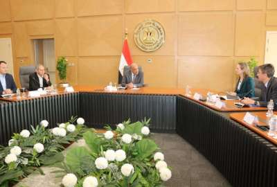 وزير الكهرباء يلتقي وفد البنك الدولي