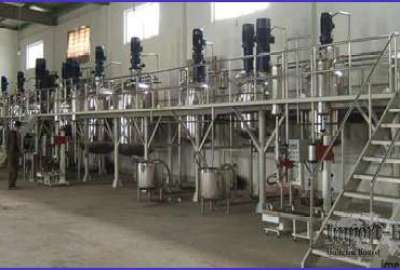 مصنع لانتاج المبيدات