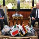 وزير الطيران المصري والسفير الإيطالي بالقاهرة